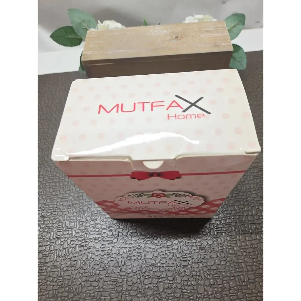 Mutfax Home 3-piece set of Decorative, Embroidered Hand Towel Set In White
